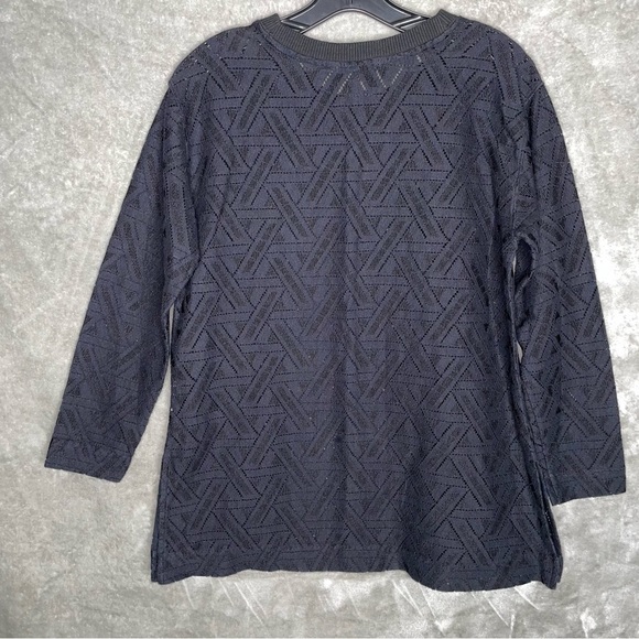 Banana Republic Crochet Crewneck Top Long Sleeve with Slit Sides Size Medium - Picture 3 of 8
